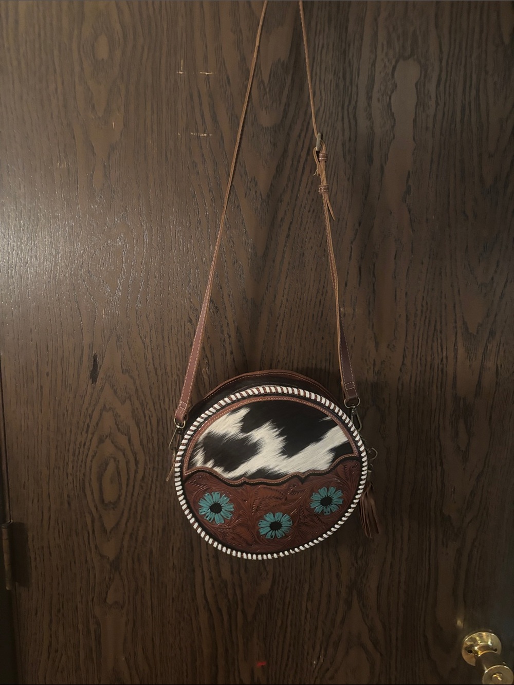 Genuine Tooled Leather & Cowhide Round Western Crossbody Canteen Bag.